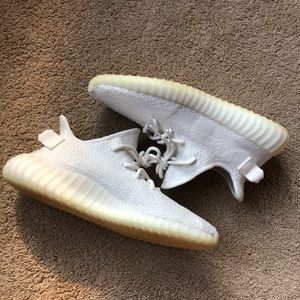 YEEZY BOOST 350 V2 (Sz 9.5)